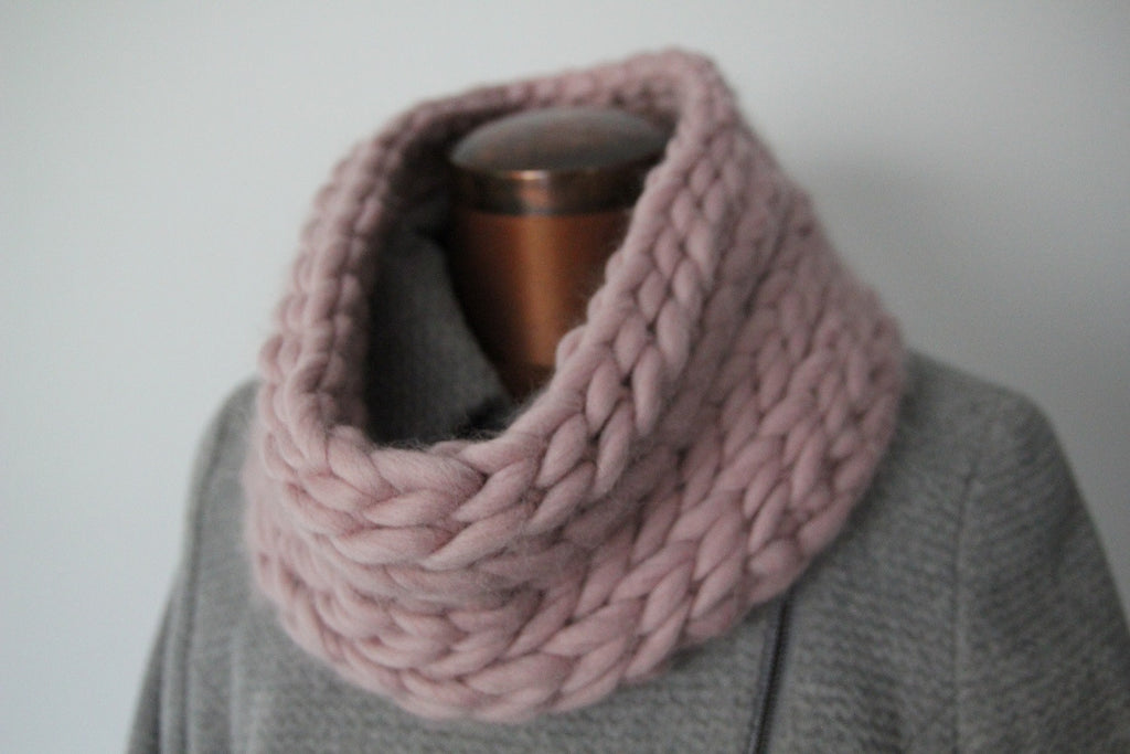 Snugdown Snood Pattern