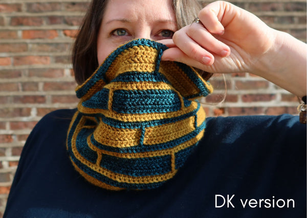 Tenement Cowl crochet pattern 4ply or DK